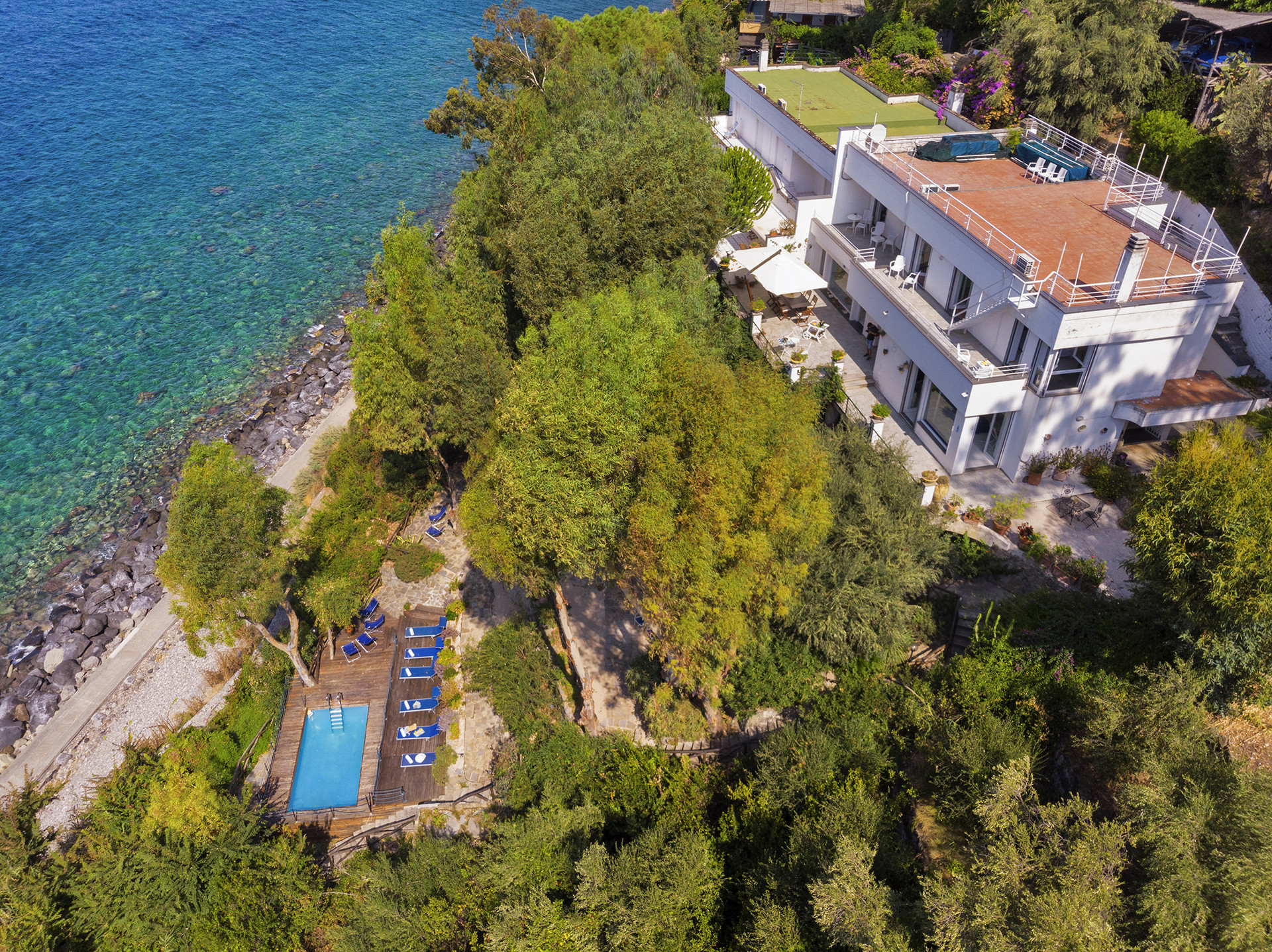 Villa a Massa Lubrense - AMORE RENTALS - Villa Ofelia con Piscina Privata, Giardino e Discesa Diretta al Mare