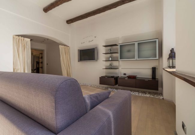 Appartamento a Lecco - Lungolago Holiday Home - Affitti Brevi Italia Appartamento a Lecco - Lungolago Holiday Home - Affitti Brevi Italia