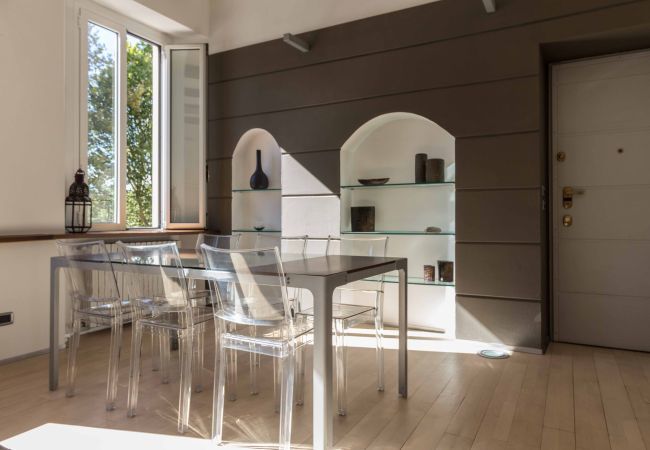 Appartamento a Lecco - Lungolago Holiday Home - Affitti Brevi Italia Appartamento a Lecco - Lungolago Holiday Home - Affitti Brevi Italia