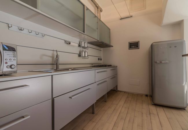 Appartamento a Lecco - Lungolago Holiday Home - Affitti Brevi Italia Appartamento a Lecco - Lungolago Holiday Home - Affitti Brevi Italia