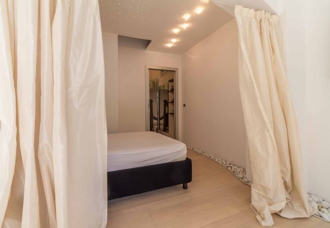 Appartamento a Lecco - Lungolago Holiday Home - Affitti Brevi Italia Appartamento a Lecco - Lungolago Holiday Home - Affitti Brevi Italia