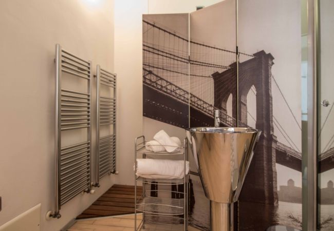 Appartamento a Lecco - Lungolago Holiday Home - Affitti Brevi Italia Appartamento a Lecco - Lungolago Holiday Home - Affitti Brevi Italia