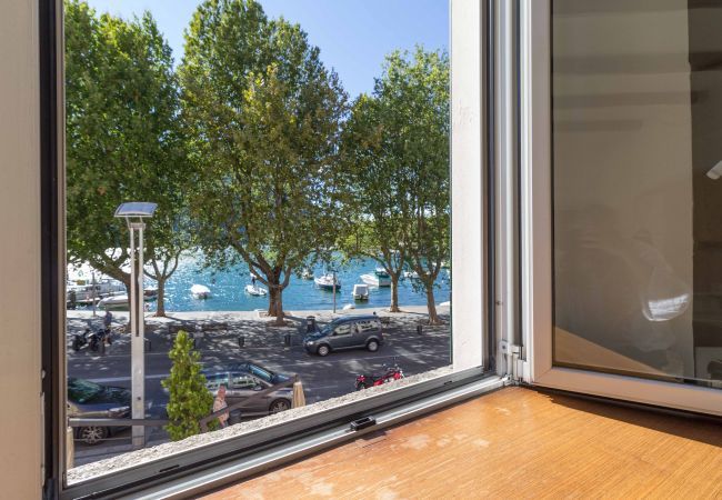 Appartamento a Lecco - Lungolago Holiday Home - Affitti Brevi Italia Appartamento a Lecco - Lungolago Holiday Home - Affitti Brevi Italia