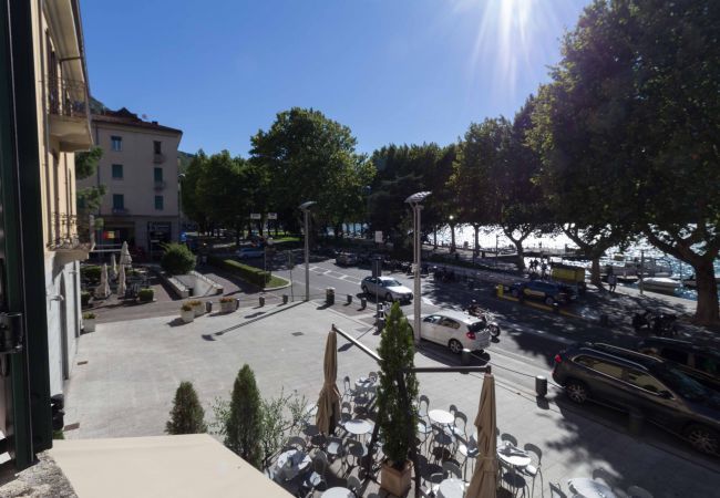 Appartamento a Lecco - Lungolago Holiday Home - Affitti Brevi Italia Appartamento a Lecco - Lungolago Holiday Home - Affitti Brevi Italia