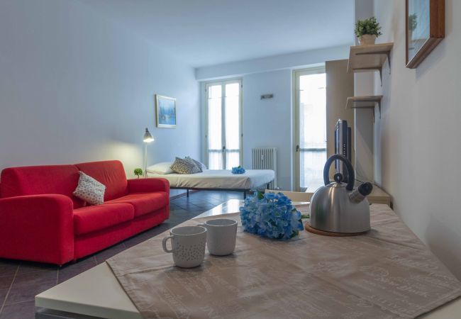 Studio a Lecco - Galleria Roma Studio - Affitti Brevi Italia Studio a Lecco - Galleria Roma Studio - Affitti Brevi Italia