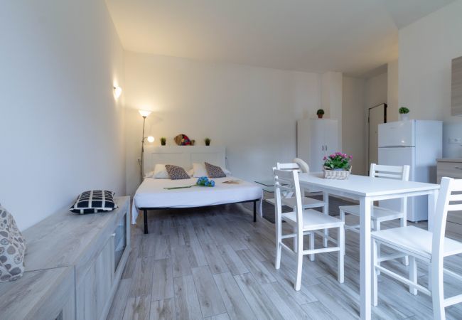 Studio a Lecco - Casetta di Sarah - Affitti Brevi Italia Studio a Lecco - Casetta di Sarah - Affitti Brevi Italia