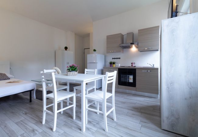 Studio a Lecco - Casetta di Sarah - Affitti Brevi Italia Studio a Lecco - Casetta di Sarah - Affitti Brevi Italia