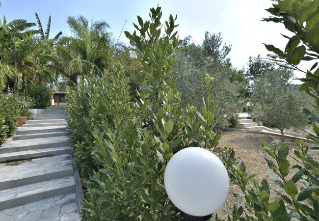 Villa a Ispica - VILLA DEL COLLE CON PISCINA PRIVATA Villa a Ispica - VILLA DEL COLLE CON PISCINA PRIVATA