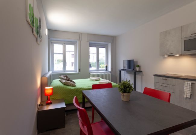 Studio a Lecco - Appartamento Lime - Affitti Brevi Italia Studio a Lecco - Appartamento Lime - Affitti Brevi Italia
