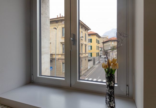Studio a Lecco - Appartamento Lime - Affitti Brevi Italia Studio a Lecco - Appartamento Lime - Affitti Brevi Italia