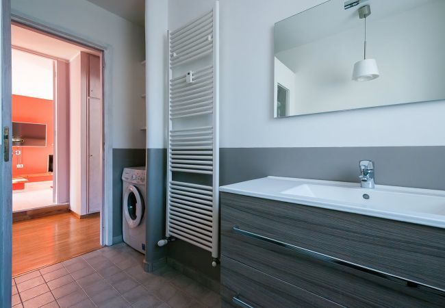 Bagno Appartamento La Pigna Solo Affitti Brevi Bagno Appartamento La Pigna - Solo Affitti Brevi “ Lavandino“