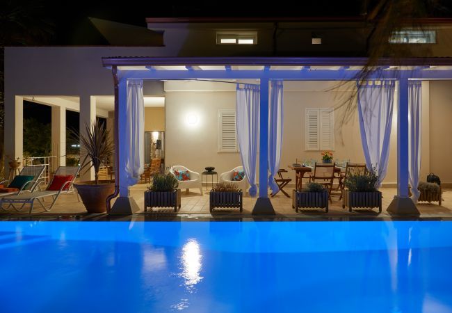 Villa a Ispica - VILLA ZAIMA CON PISCINA PRIVATA Villa a Ispica - VILLA ZAIMA CON PISCINA PRIVATA