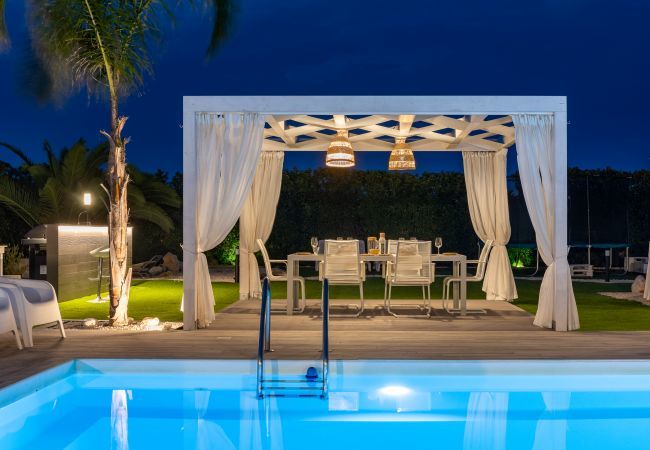 Villa a Ispica - VILLA GEMMA MARE & PISCINA RISCALDATA PRIVATA Villa a Ispica - VILLA GEMMA MARE & PISCINA RISCALDATA PRIVATA