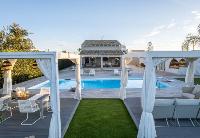 Villa a Ispica - VILLA GEMMA MARE & PISCINA RISCALDATA PRIVATA Villa a Ispica - VILLA GEMMA MARE & PISCINA RISCALDATA PRIVATA