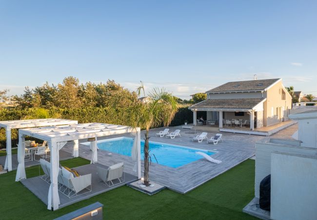 Villa a Ispica - VILLA GEMMA MARE & PISCINA RISCALDATA PRIVATA Villa a Ispica - VILLA GEMMA MARE & PISCINA RISCALDATA PRIVATA