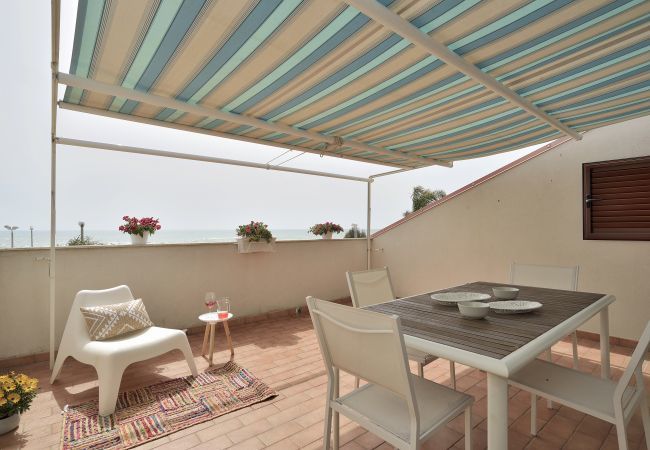 Appartamento a Ispica - Attico VISTA MARE e PISCINA - Affitti Brevi Italia Appartamento a Ispica - Attico VISTA MARE e PISCINA - Affitti Brevi Italia