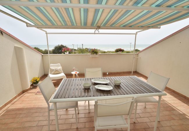 Appartamento a Ispica - Attico VISTA MARE e PISCINA - Affitti Brevi Italia Appartamento a Ispica - Attico VISTA MARE e PISCINA - Affitti Brevi Italia