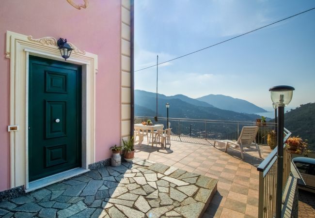 Villa a Recco - VILLA LE MACINE-Affitti Brevi Italia Villa a Recco - VILLA LE MACINE-Affitti Brevi Italia