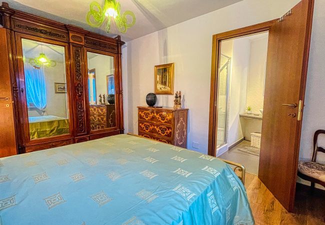 Appartamento a Bardonecchia - Appartamento Le Pinelle - Affitti Brevi Italia Appartamento a Bardonecchia - Appartamento Le Pinelle - Affitti Brevi Italia