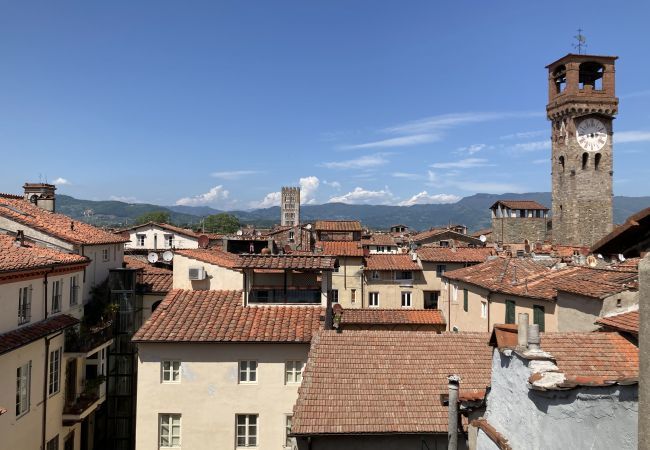 Appartamento a Lucca - Terrazza San Michele - Affitti Brevi Italia Appartamento a Lucca - Terrazza San Michele - Affitti Brevi Italia