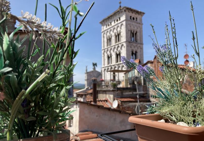 Appartamento a Lucca - Terrazza San Michele - Affitti Brevi Italia Appartamento a Lucca - Terrazza San Michele - Affitti Brevi Italia