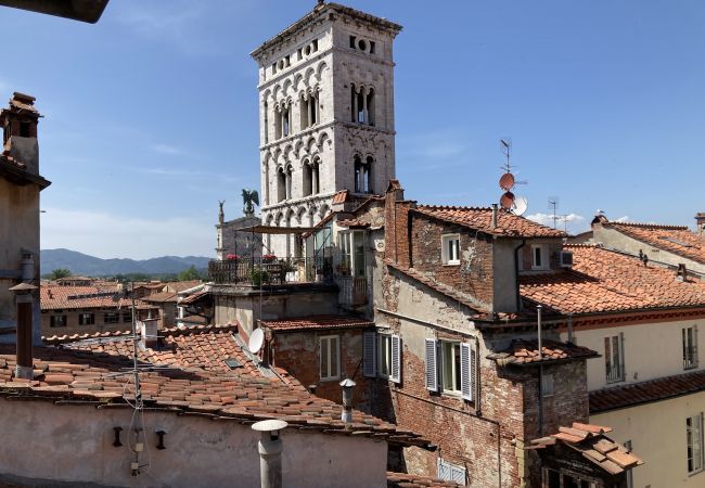 Appartamento a Lucca - Terrazza San Michele - Affitti Brevi Italia Appartamento a Lucca - Terrazza San Michele - Affitti Brevi Italia