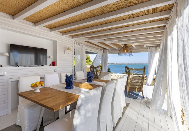 Villa a Ispica - BAIA L'AURA accesso diretto al mare Villa a Ispica - BAIA L'AURA accesso diretto al mare