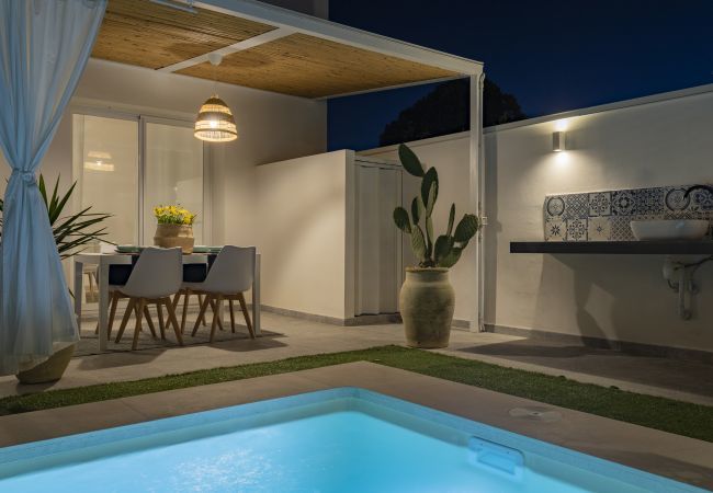 Casa a Ispica - Casa un tocco di Blu con piscina privata  - Affitt Casa a Ispica - Casa un tocco di Blu con piscina privata  - Affitt