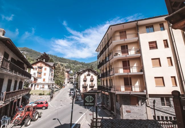 Appartamento a Brusson - n105 - Bilo Punta Valfredda Appartamento a Brusson - n105 - Bilo Punta Valfredda