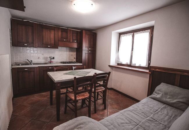 Appartamento a Brusson - n105 - Bilo Punta Valfredda Appartamento a Brusson - n105 - Bilo Punta Valfredda