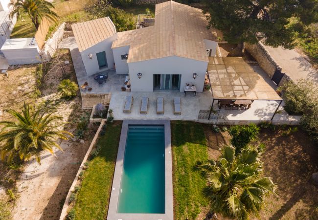 Villa a Noto - VILLA MALENA A NOTO CON PISCINA-AffittiBreviItalia Villa a Noto - VILLA MALENA A NOTO CON PISCINA-AffittiBreviItalia