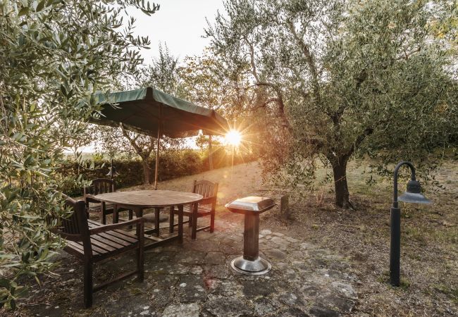 Appartamento a Scarperia - Borghetto Il Poggiolo Mugello Apt. 3 Appartamento a Scarperia - Borghetto Il Poggiolo Mugello Apt. 3