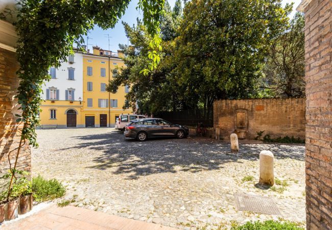 Appartamento a Modena - Suite Pomposa 28 - Affitti Brevi Italia Appartamento a Modena - Suite Pomposa 28 - Affitti Brevi Italia