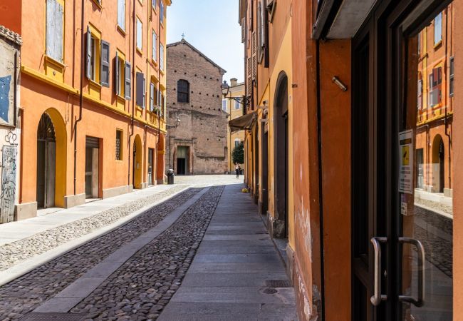 Appartamento a Modena - Suite Pomposa 28 - Affitti Brevi Italia Appartamento a Modena - Suite Pomposa 28 - Affitti Brevi Italia