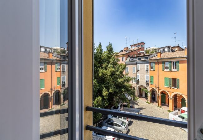Appartamento a Modena - Suite Pomposa 28 - Affitti Brevi Italia Appartamento a Modena - Suite Pomposa 28 - Affitti Brevi Italia