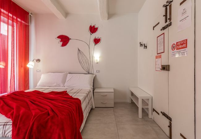 Studio a Modena - Suite Modena al Centro - Affitti Brevi Italia Studio a Modena - Suite Modena al Centro - Affitti Brevi Italia