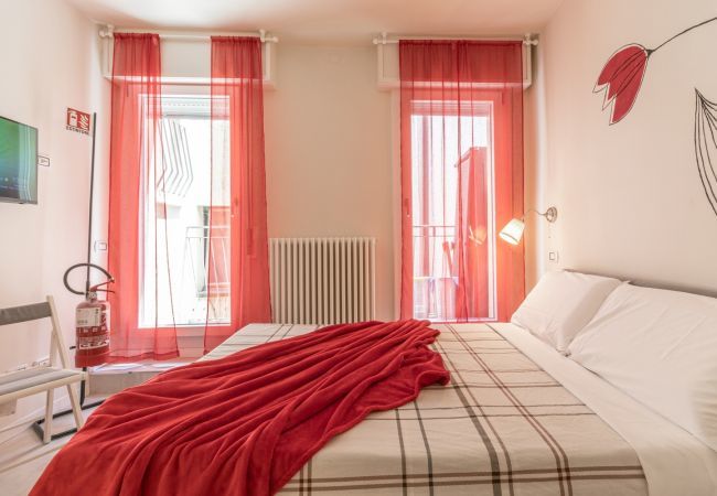 Studio a Modena - Suite Modena al Centro - Affitti Brevi Italia Studio a Modena - Suite Modena al Centro - Affitti Brevi Italia