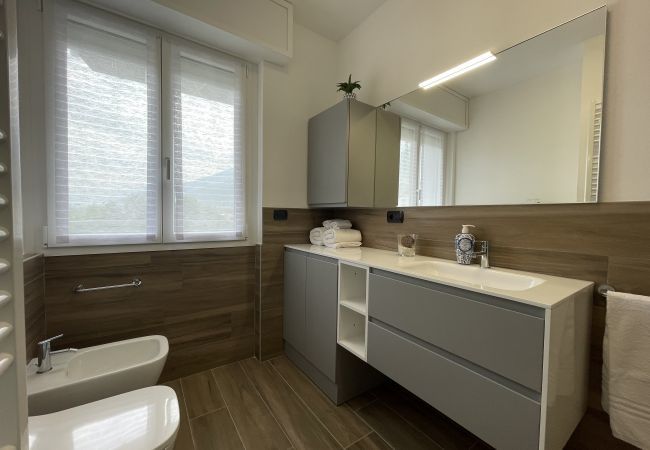 Appartamento a Sondrio - Appartamento Sondrio Fiume Appartamento a Sondrio - Appartamento Sondrio Fiume