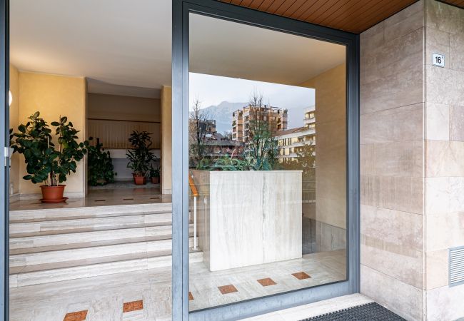 Appartamento a Lecco - Broletto Park Apartment - Affitti Brevi Italia Appartamento a Lecco - Broletto Park Apartment - Affitti Brevi Italia