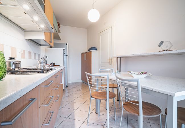 Appartamento a Lecco - Broletto Park Apartment - Affitti Brevi Italia Appartamento a Lecco - Broletto Park Apartment - Affitti Brevi Italia