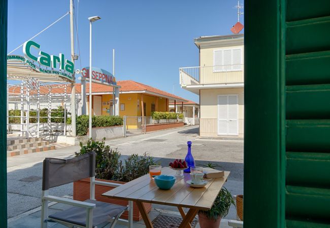 Villetta a Viareggio - Viareggina Liberty Fronte mare Villetta a Viareggio - Viareggina Liberty Fronte mare