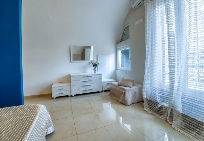 Appartamento a Gravina in Puglia - La Cattedrale Apartments&Suite 2 - Affitti Brevi I Appartamento a Gravina in Puglia - La Cattedrale Apartments&Suite 2 - Affitti Brevi I