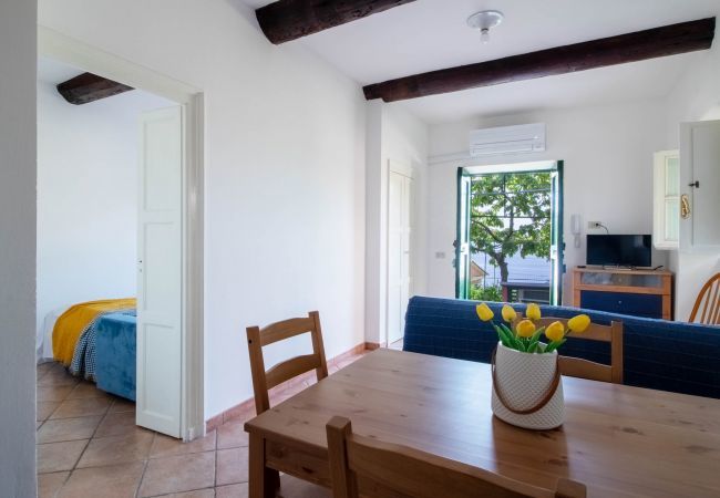 Appartamento a Recco - CHERRY TREE HOUSE-Affitti Brevi Italia Appartamento a Recco - CHERRY TREE HOUSE-Affitti Brevi Italia