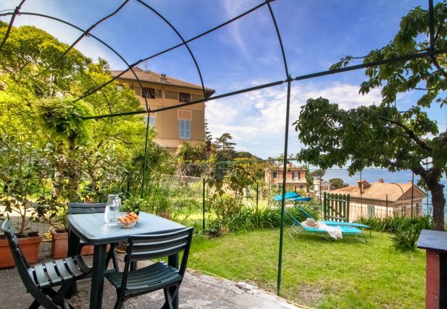 Appartamento a Recco - CHERRY TREE HOUSE-Affitti Brevi Italia Appartamento a Recco - CHERRY TREE HOUSE-Affitti Brevi Italia
