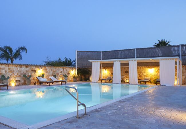 Villa a Ispica - VILLA ERIKA con piscina privata Villa a Ispica - VILLA ERIKA con piscina privata
