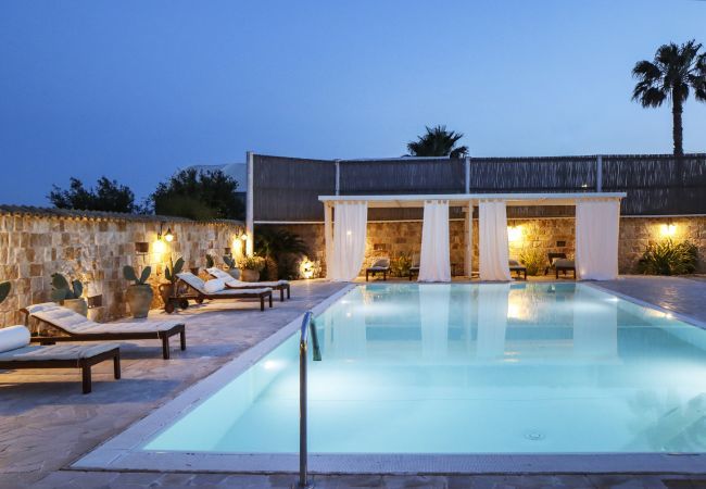 Villa a Ispica - VILLA ERIKA con piscina privata Villa a Ispica - VILLA ERIKA con piscina privata