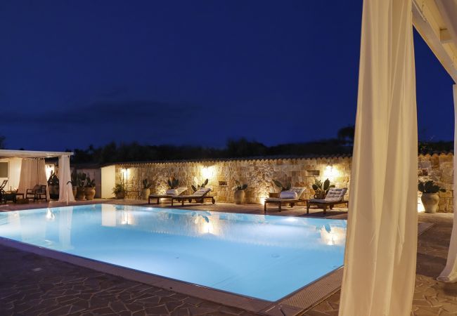 Villa a Ispica - VILLA ERIKA con piscina privata Villa a Ispica - VILLA ERIKA con piscina privata