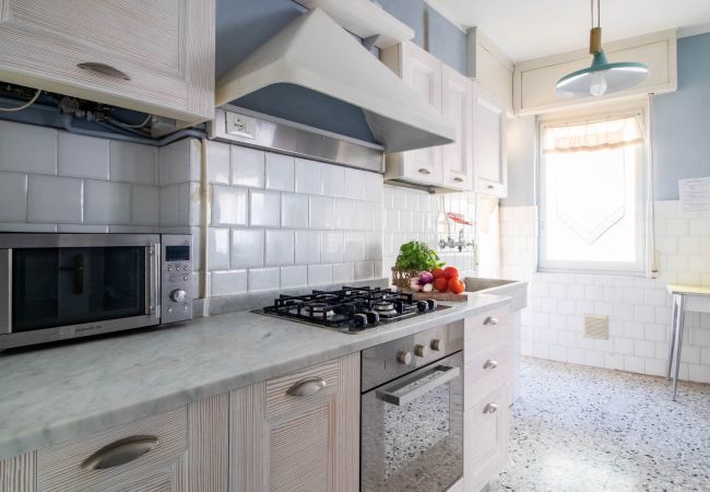 Appartamento a Riva Trigoso - Appartamento-RAFFAELLO HOUSE-Affitti Brevi Italia Appartamento a Riva Trigoso - Appartamento-RAFFAELLO HOUSE-Affitti Brevi Italia