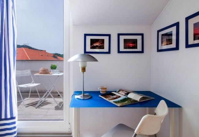 Appartamento a Sestri Levante - Appartamento-LA MANSARDINA-Affitti Brevi Italia Appartamento a Sestri Levante - Appartamento-LA MANSARDINA-Affitti Brevi Italia