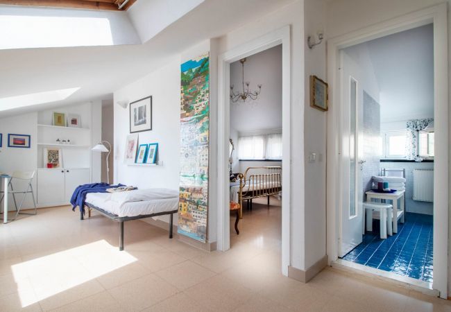 Appartamento a Sestri Levante - Appartamento-LA MANSARDINA-Affitti Brevi Italia Appartamento a Sestri Levante - Appartamento-LA MANSARDINA-Affitti Brevi Italia